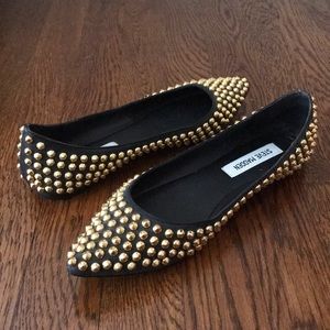 Steve Madden gold studded flats